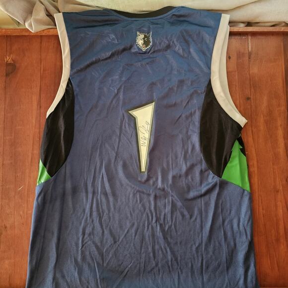 Vintage Signed Auto Minnesota Timberwolves Wesley Johnson NBA Basketball Jersey - Picture 2 of 7